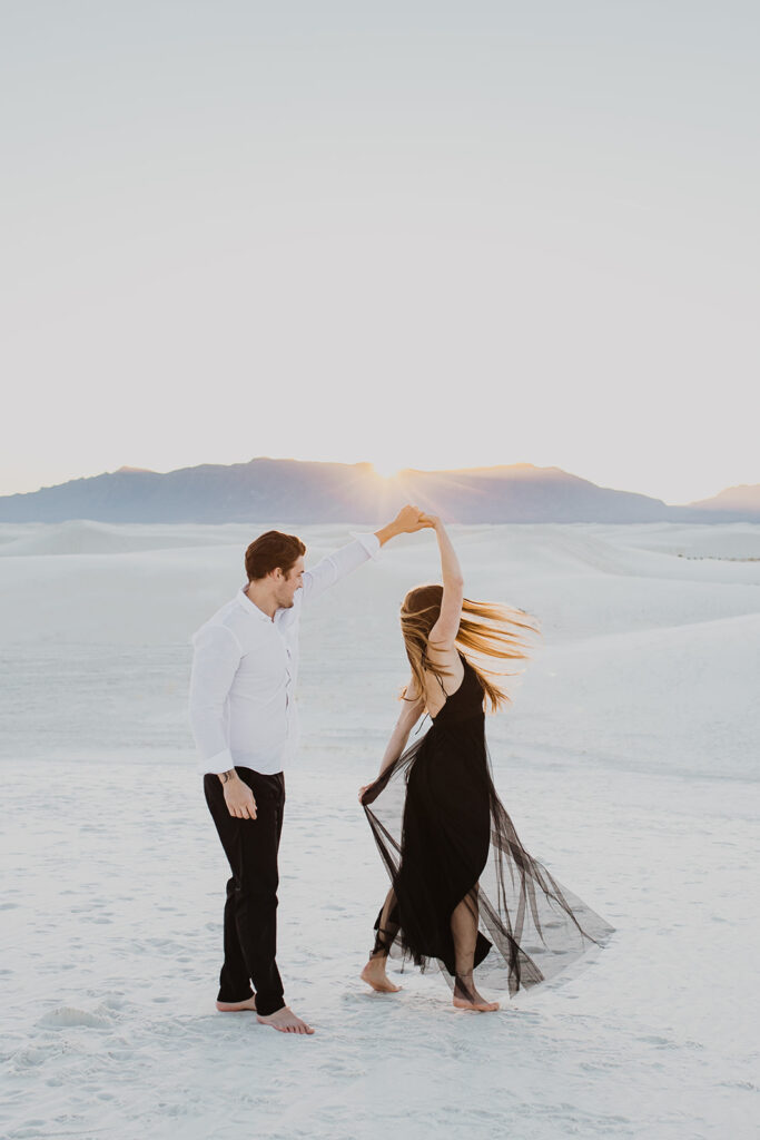 White Sands National Park engagement photos