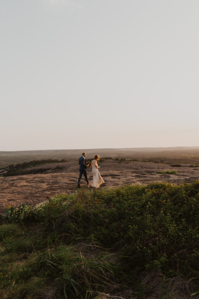 Enchanted Rock Engagement Photos